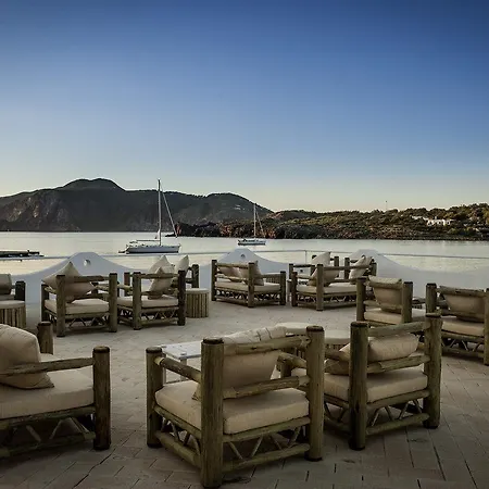 Otel Vulcano Mari Del Sud