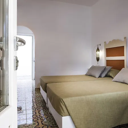 Vulcano Mari Del Sud Otel Porto di Ponente